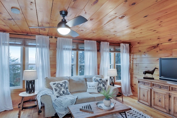 Main Cabin - Upstairs TV/ Living room/ Sunroom 