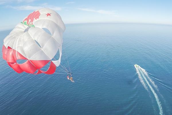 Long Beach Parasail