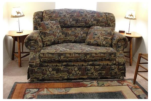 single room w game play tv