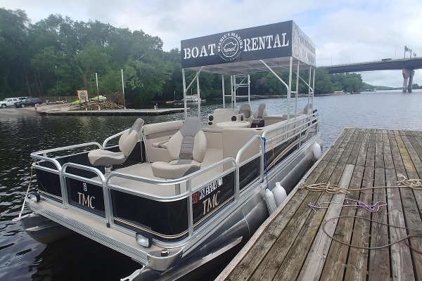 2018 25' TMC Luxury Pontoon with Upper Deck