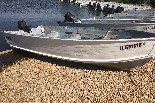 Shabbona Boondock Supply: Bait Tackle Boat Rental