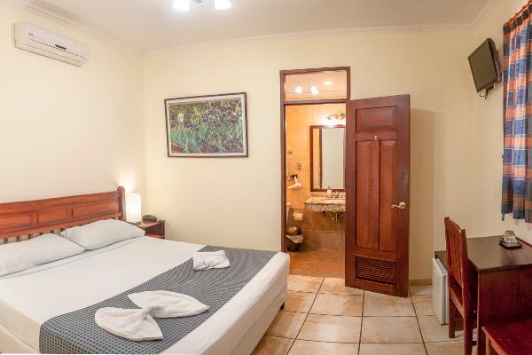 Double with one bed,wifi available, LCD Cable ÇTV and safety box