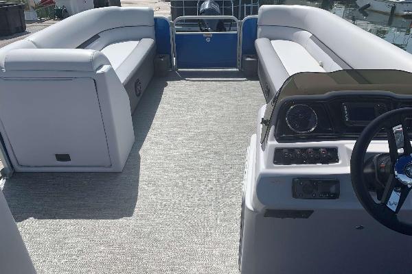 Bravo - 22' Cruise Pontoon 115HP