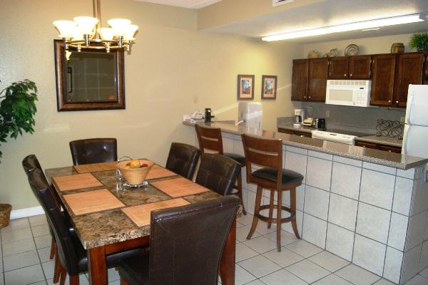 Kitchen/Dining