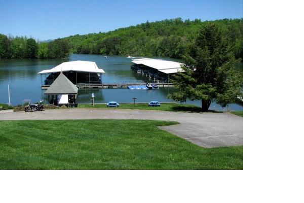 Boundary Waters Resort & Marina