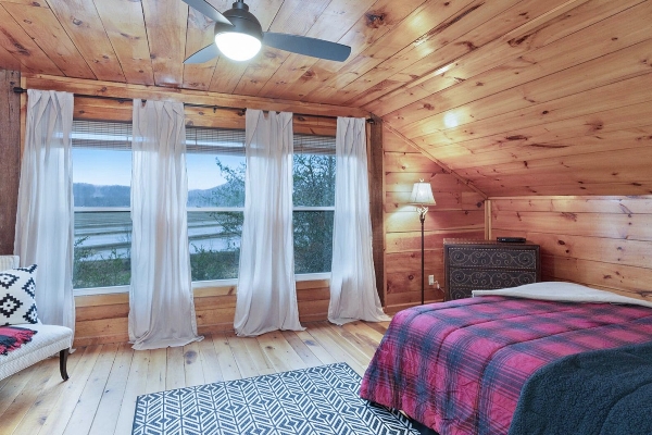 Main Cabin - Guest room 