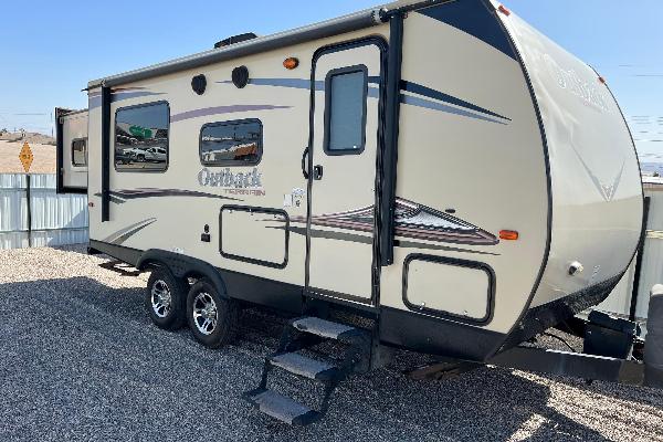 2016  Outback king slide 25’