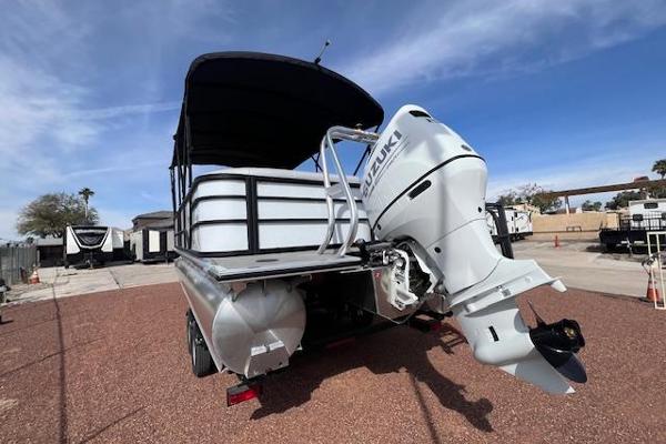 Action-line RV and Boat Rental