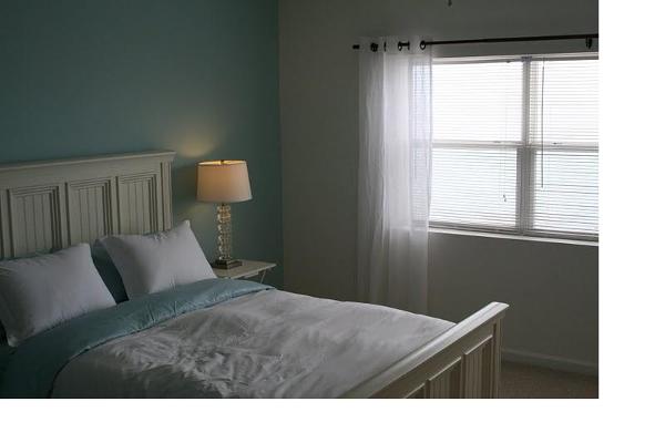 West bedroom on the 2nd floor, with en suite bathroom