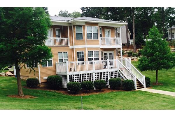 WaterFront with Private Pier near Pool & Beach