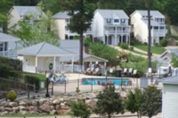 Chesnut Bay Resort