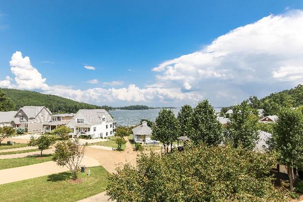 Lakeview from balcony