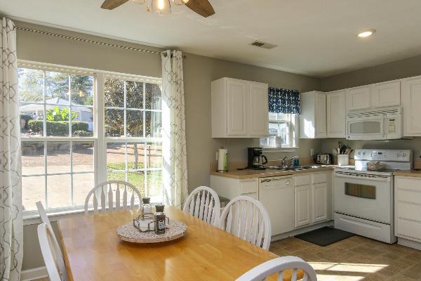 Dining Room Kitchen