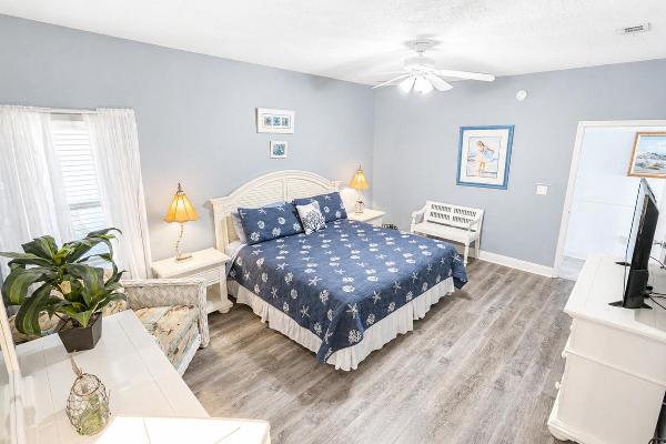 SECOND KING ROOM