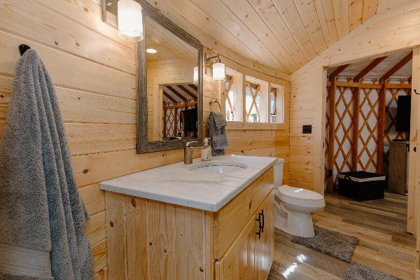 Bridal Veil Bathroom