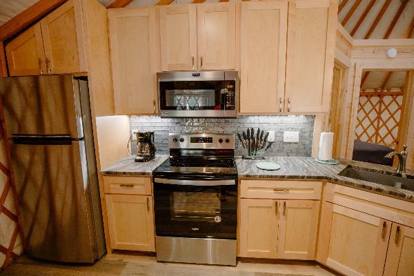 Ridgeline Full Kitchen