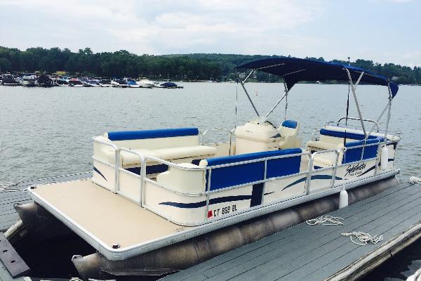 Echo Bay Marina