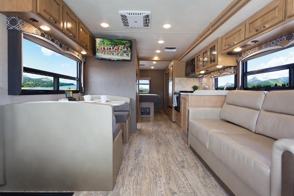 Expedition Motor Homes & 1st Choice RV