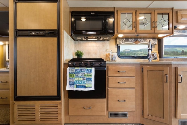 Expedition Motor Homes & 1st Choice RV