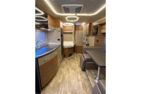 Expedition Motor Homes & 1st Choice RV