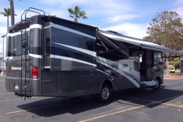 Expedition Motor Homes & 1st Choice RV