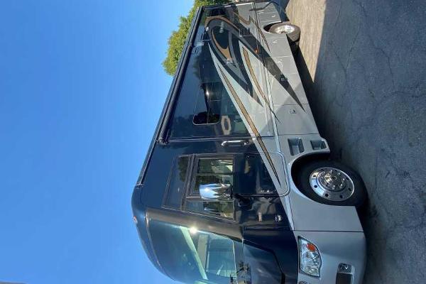 Expedition Motor Homes & 1st Choice RV