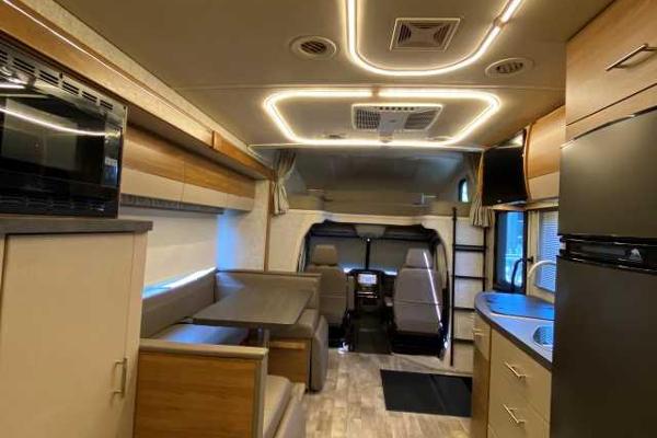 Expedition Motor Homes & 1st Choice RV