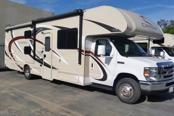 Expedition Motor Homes & 1st Choice RV