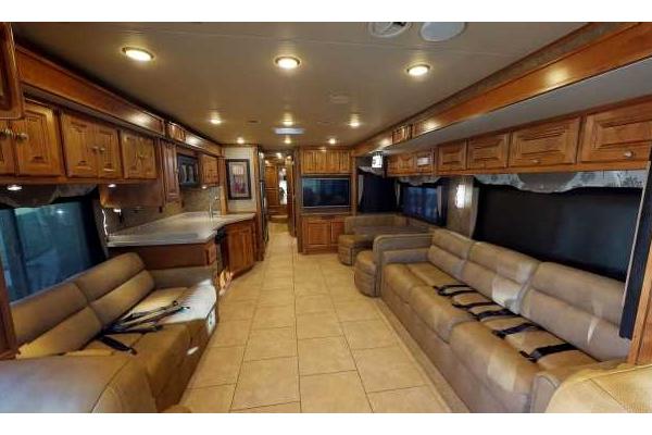 Expedition Motor Homes & 1st Choice RV