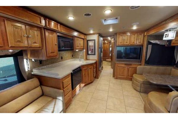 Expedition Motor Homes & 1st Choice RV