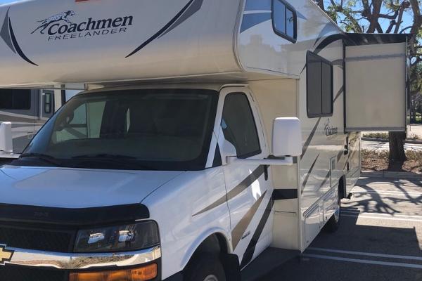 Expedition Motor Homes & 1st Choice RV