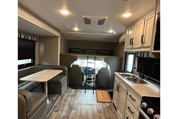 Expedition Motor Homes & 1st Choice RV