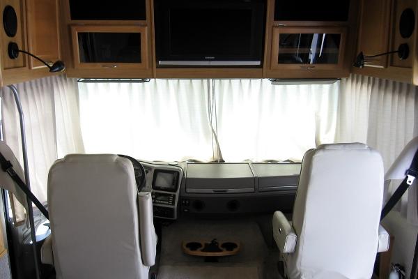Expedition Motor Homes & 1st Choice RV