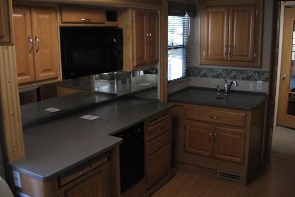 Expedition Motor Homes & 1st Choice RV