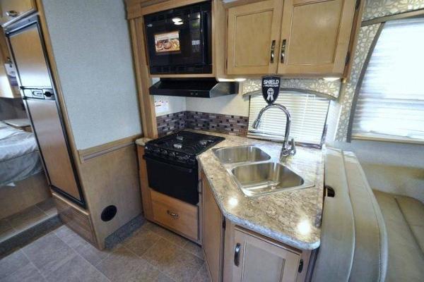 Expedition Motor Homes & 1st Choice RV