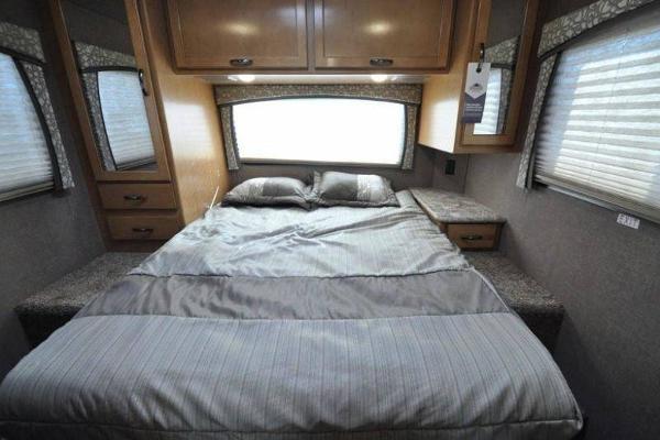 Expedition Motor Homes & 1st Choice RV