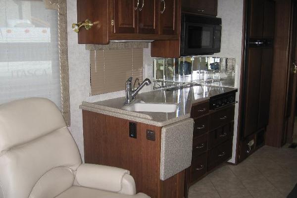 Expedition Motor Homes & 1st Choice RV