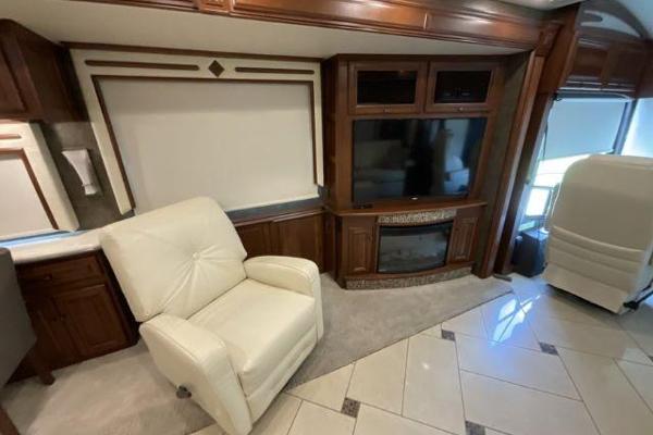 Expedition Motor Homes & 1st Choice RV