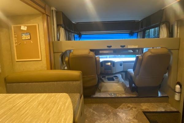 Expedition Motor Homes & 1st Choice RV