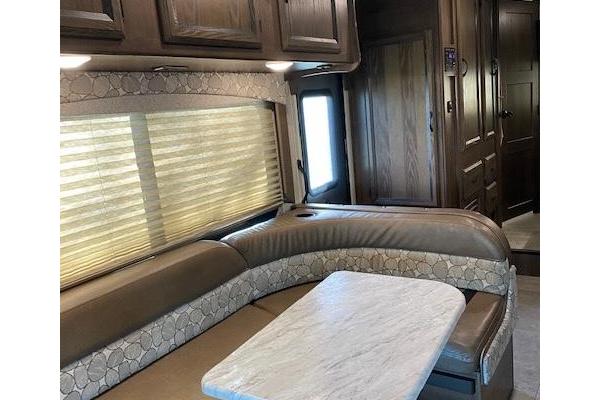 Expedition Motor Homes & 1st Choice RV
