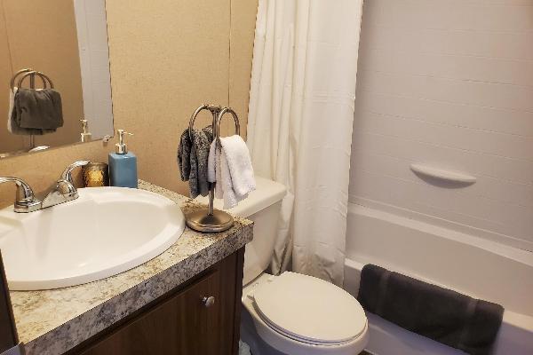 Guest House bathroom#2