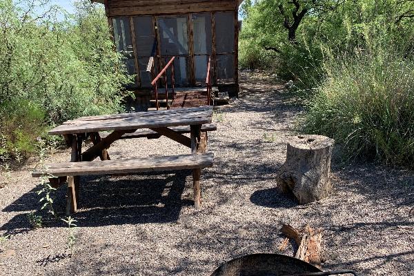 Consuelo Cabin Outside rea