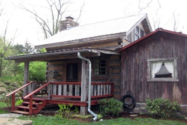 Francines Log Cabin