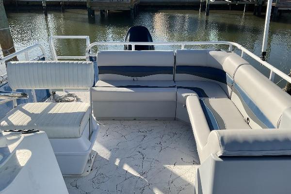 Blind pass Boat and Jet Ski Rental