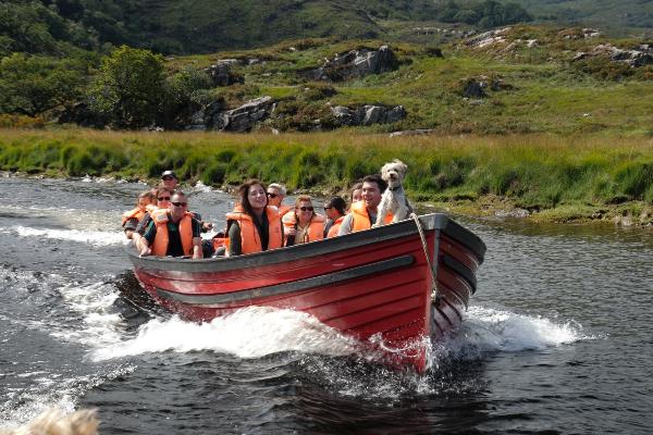 Boat on the Lakes