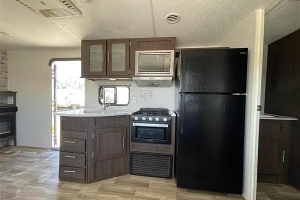 Kitchen Living area