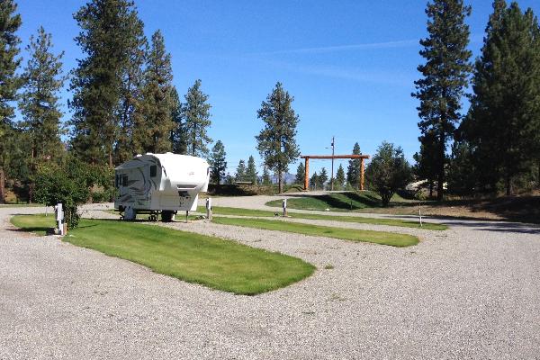Each RV site has plenty of ample room up to 140' in length
