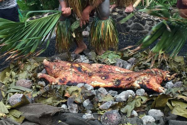 Luau buffet dinner