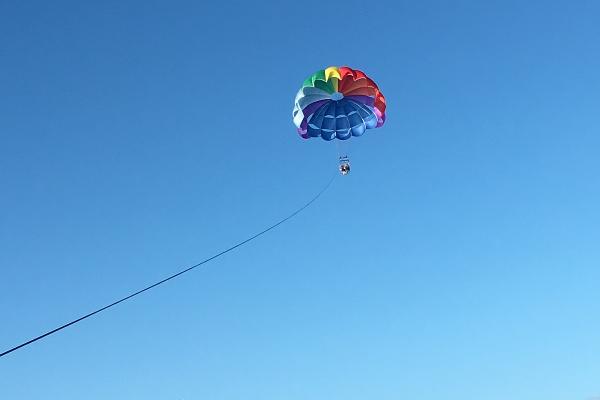 500 feet or higher sailing off Waikiki Beach