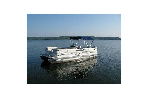 24' Pontoon with 50 hp motor